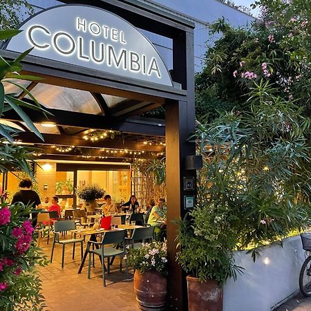 Hotel Columbia مارينا روميا المظهر الخارجي الصورة